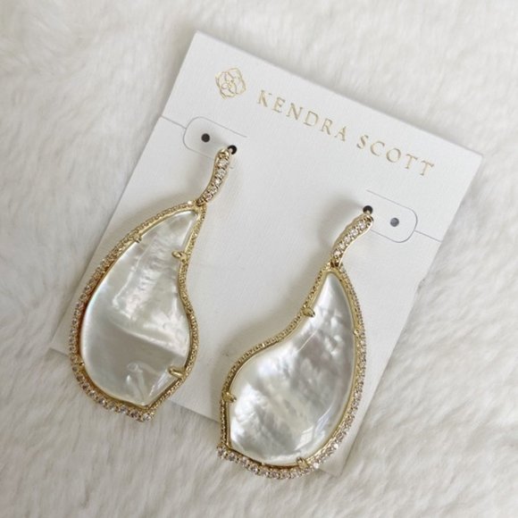 KENDRA SCOTT | Mother Of Pearl Drop Earrings - Picture 2 of 7